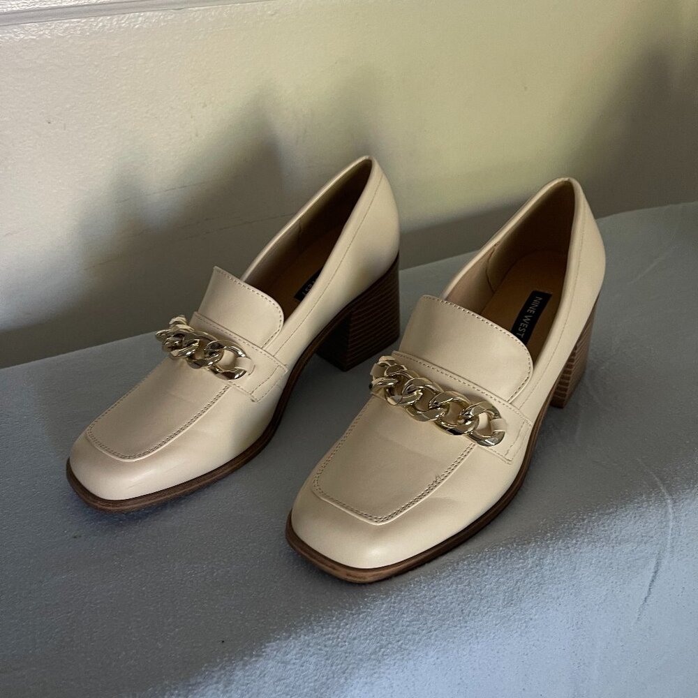 Avalia Heeled Loafers